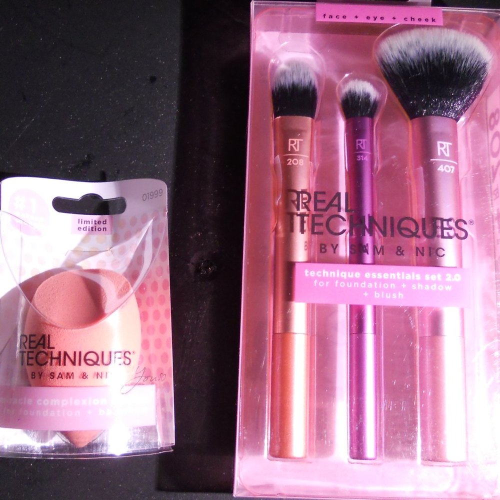 2pc Sam+Nic Real Techniques Brush Set & Miracle Sponge 208/314/407 nib